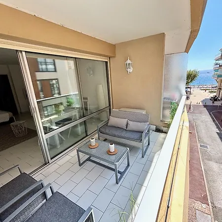 Terrasse Vue Saint-raphael - Plages, Et Gare A Pied דירה