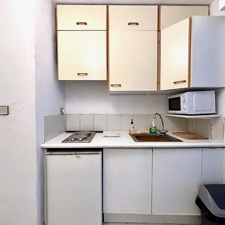 Terrasse Vue Saint-raphael - Plages, Et Gare A Pied * Сен-Рафаэль