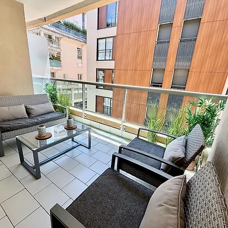 Terrasse Vue Saint-raphael - Plages, Et Gare A Pied Lejlighed