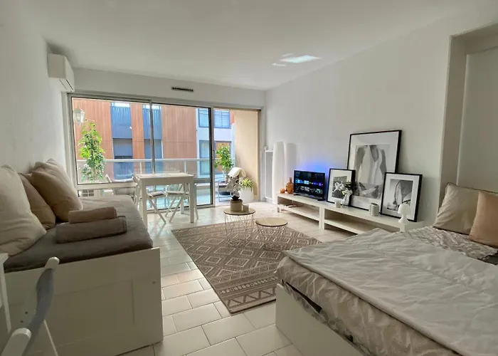 Terrasse Vue Saint-raphael - Plages, Et Gare A Pied Lejlighed