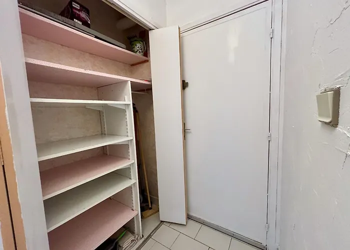 Lejlighed Terrasse Vue Saint-raphael - Plages, Et Gare A Pied