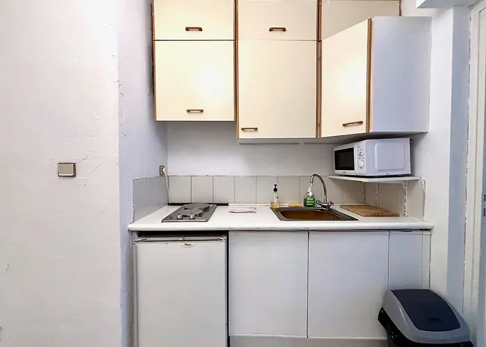 Terrasse Vue Saint-raphael - Plages, Et Gare A Pied * Saint-Raphaël